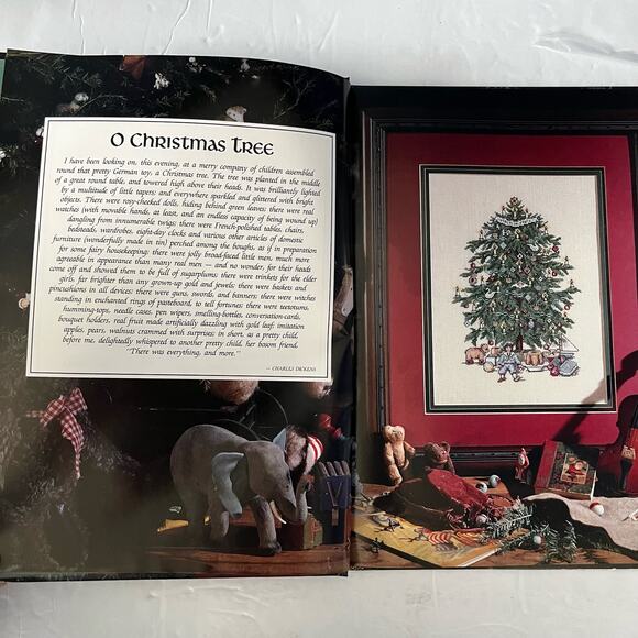 O Christmas Tree (Christmas Remembered, Book 4) by Leisure Arts - Picture 4 of 6